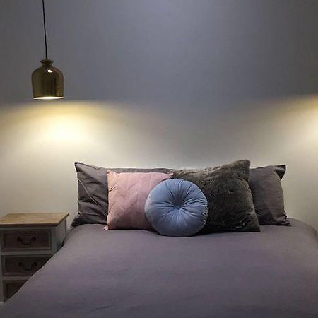 Capel Short-Stay Accommodation Bagian luar foto
